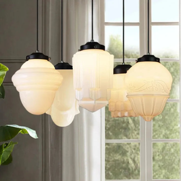 Suspension Vintage en Verre Opalin Blanc | Design Géométrique Élégant
