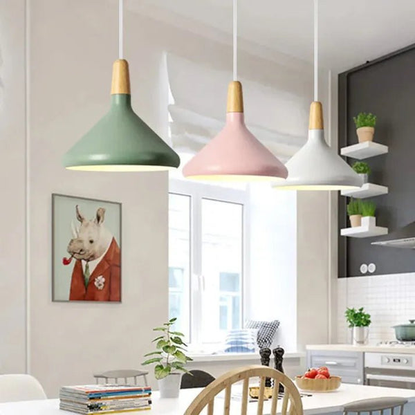 Suspension Métallique Conique Style Macaron – Couleurs Vives et Élégance Moderne