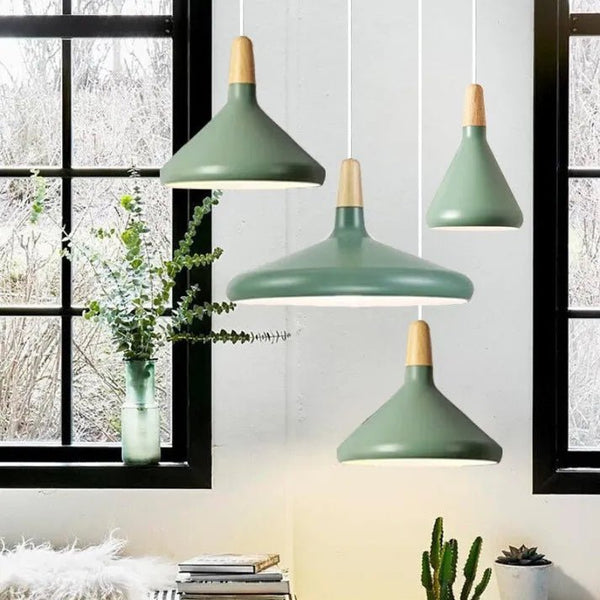 Suspension Métallique Conique Style Macaron – Couleurs Vives et Élégance Moderne