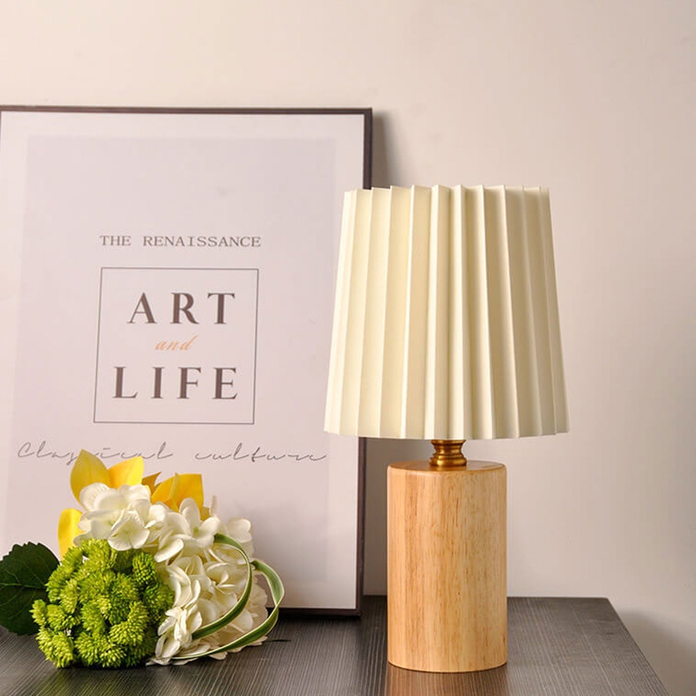 Lampe de Table Vintage Coréenne, Abat-Jour Plissé, Bois Massif