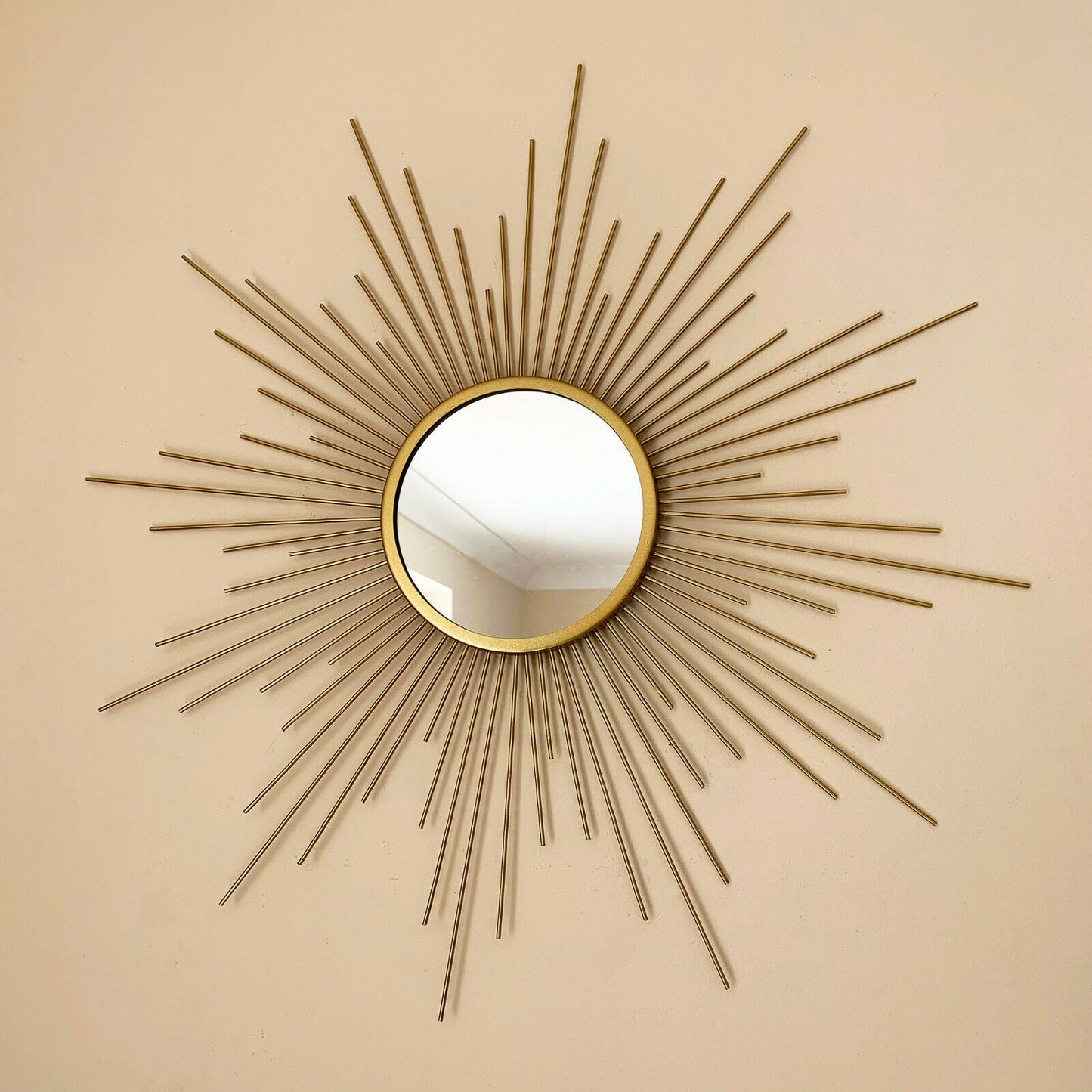 Miroir Soleil Doré en Métal 60cm – Style Vintage