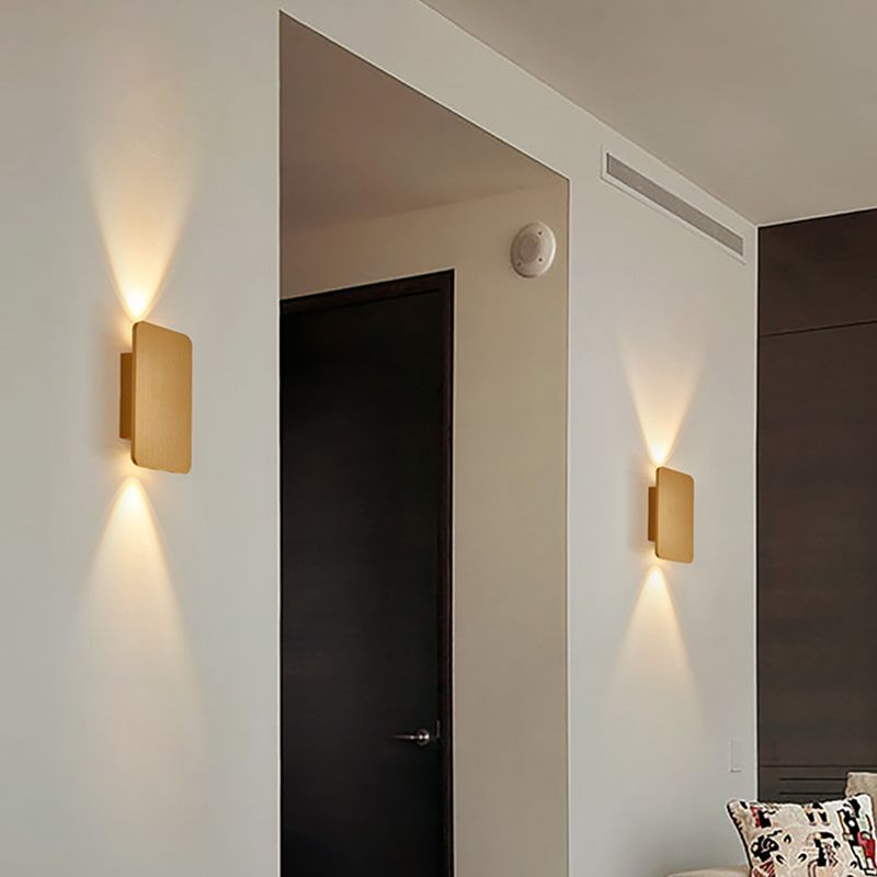 RectangularGlow – Applique Murale LED Postmoderne en Aluminium Doré pour Couloir ou Salon