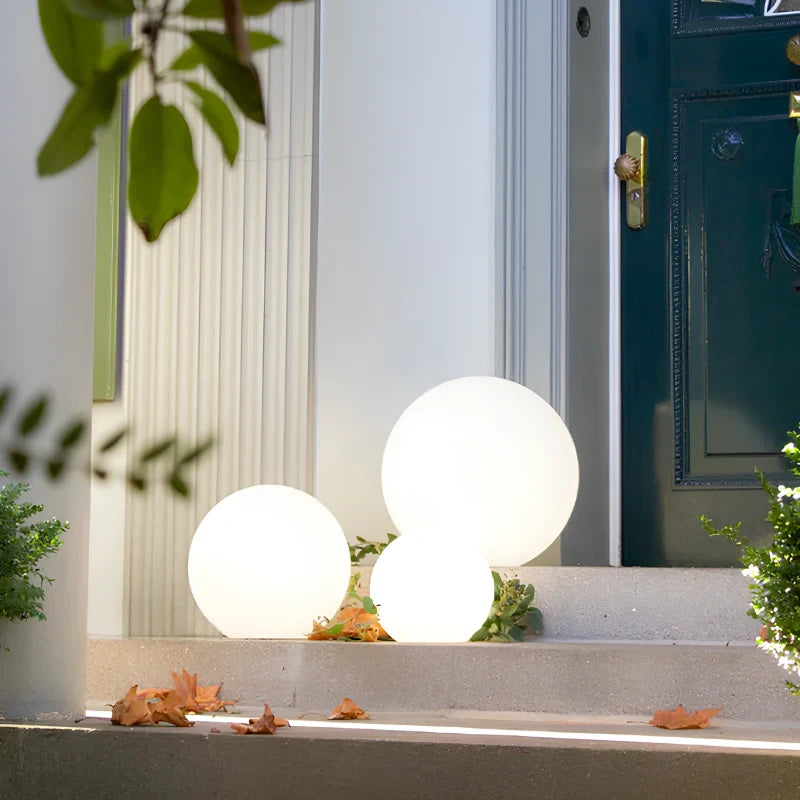 Lampe Solaire Sphérique LED – Extérieur & Intérieur