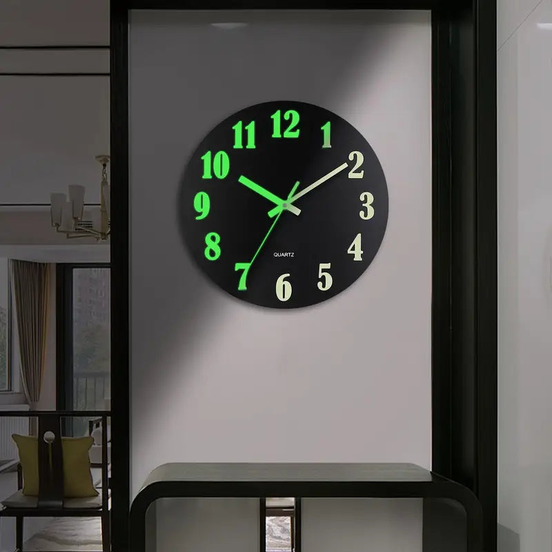 WarmGlow – Horloge Murale Noire Lumineuse et Silencieuse pour une Décoration Élégante