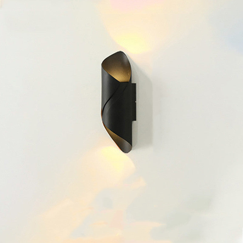 Lampe Murale Extérieure LED Moderne | Design Simple et Résistante à l'Eau pour Éclairage Extérieur