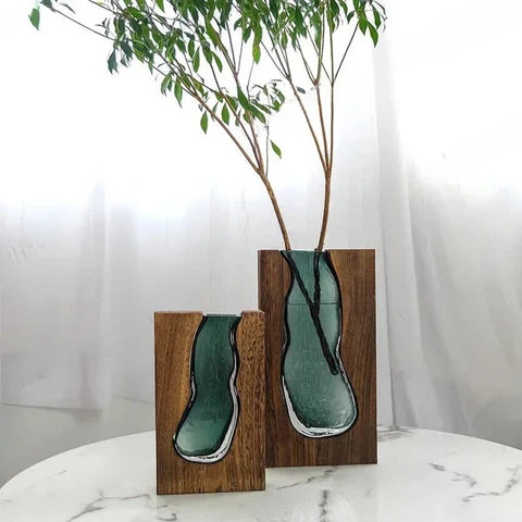 Vase Live Edge Nordique – Une Alliance Élégante de Nature et de Design Contemporain