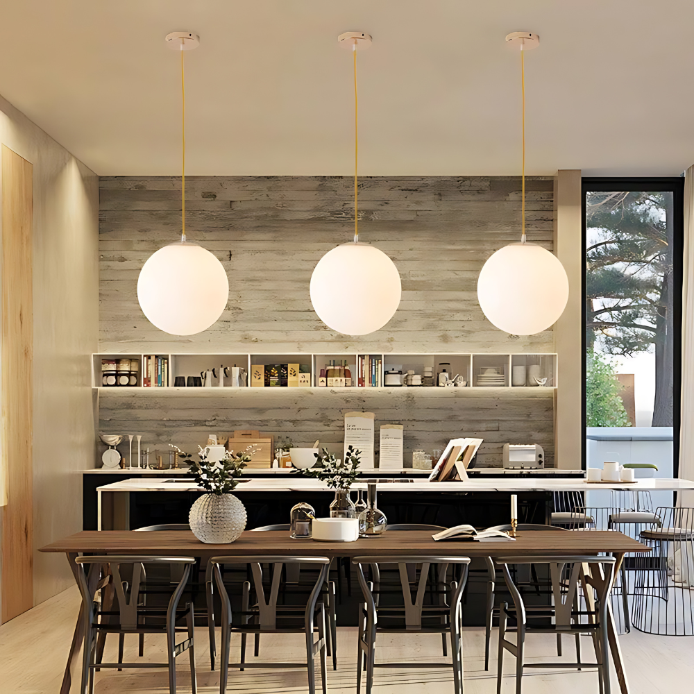 Suspension Globe Nordique en Verre Opalin