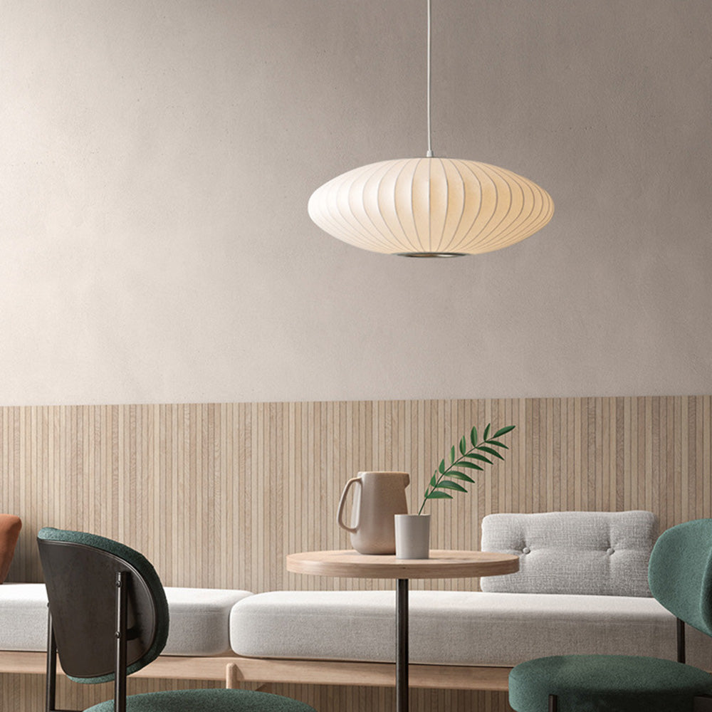 Le Lustre en Soie | Élégance et Raffinement