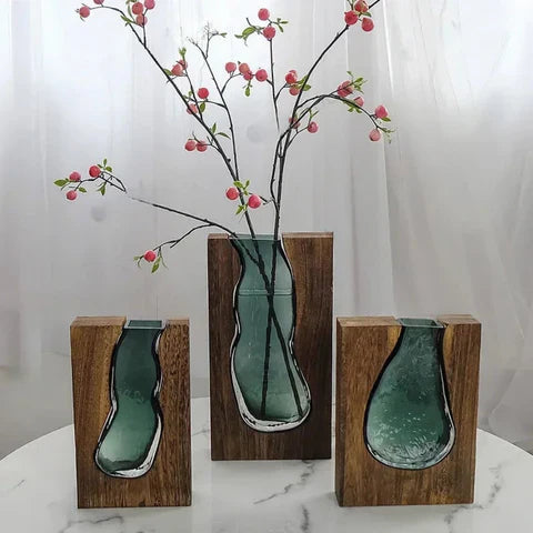 Vase Live Edge Nordique – Une Alliance Élégante de Nature et de Design Contemporain