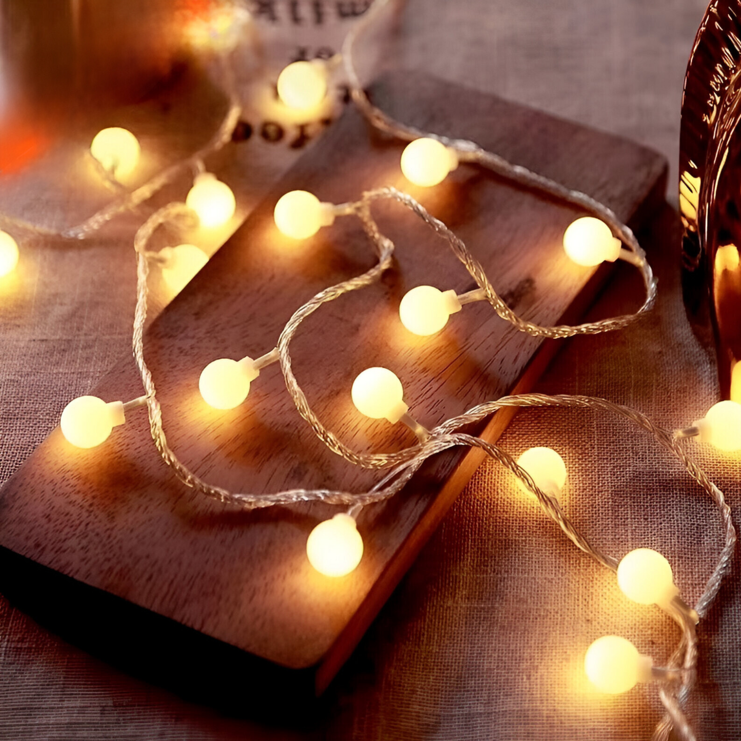 Guirlande Décorative à Boules LED – Éclat Festif pour Intérieur et Extérieur