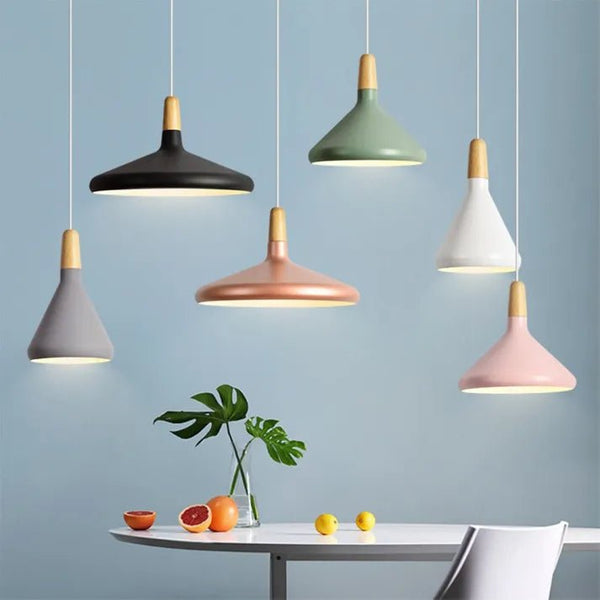 Suspension Métallique Conique Style Macaron – Couleurs Vives et Élégance Moderne