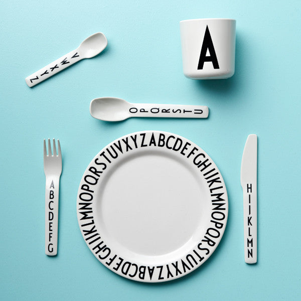 Tasse personnalisée pour enfant en mélamine – Apprentissage ludique et design résistant