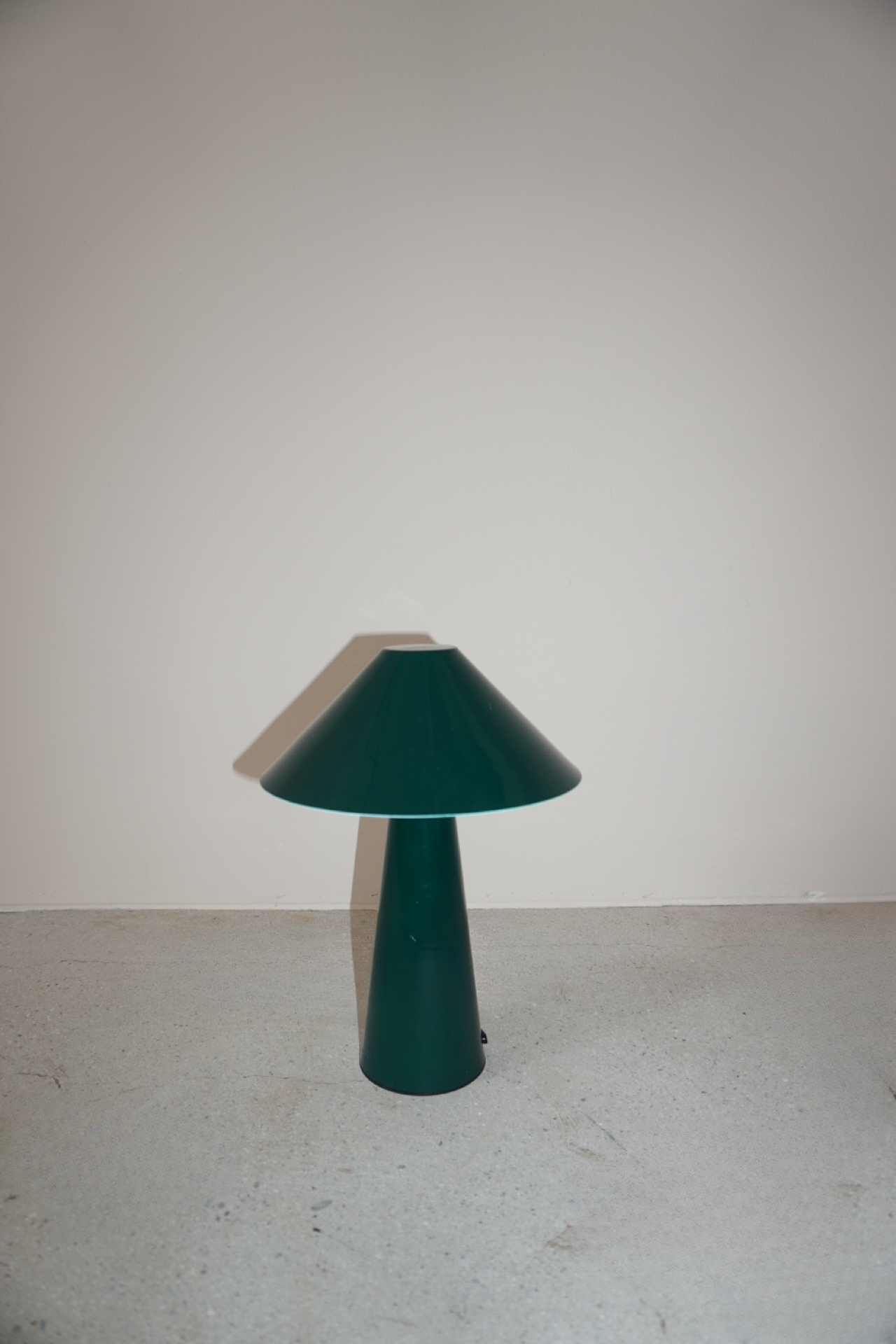 Lampe Sans Fil Marké, Métal Rechargeable, Portable