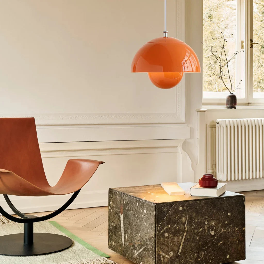 Suspension Métallique Sphérique Ymir – Élégance Nordique au Design Artistique