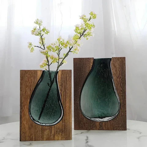 Vase Live Edge Nordique – Une Alliance Élégante de Nature et de Design Contemporain
