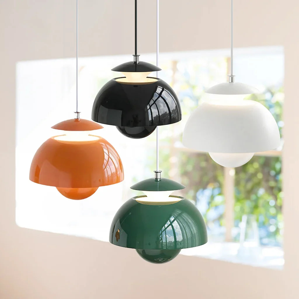 Suspension Métallique Sphérique Ymir – Élégance Nordique au Design Artistique