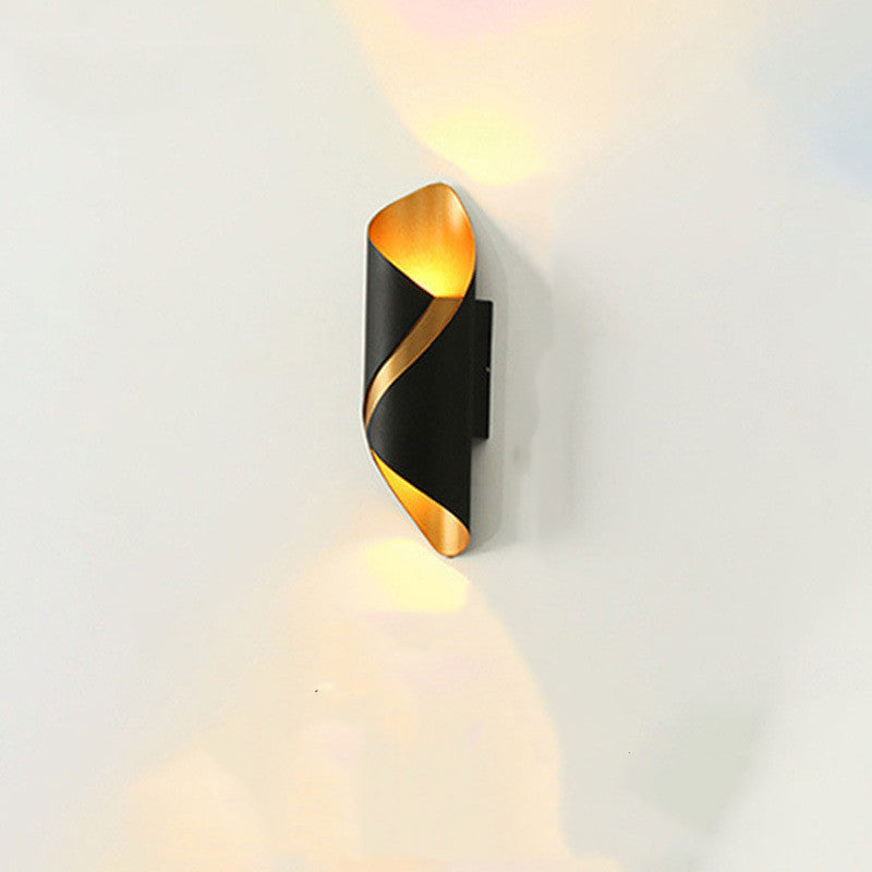 Lampe Murale Extérieure LED Moderne | Design Simple et Résistante à l'Eau pour Éclairage Extérieur