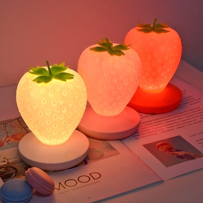 Lampe de Chevet Fraise Esthétique – Éclairage Tactile Doux et Ambiance Kawaii