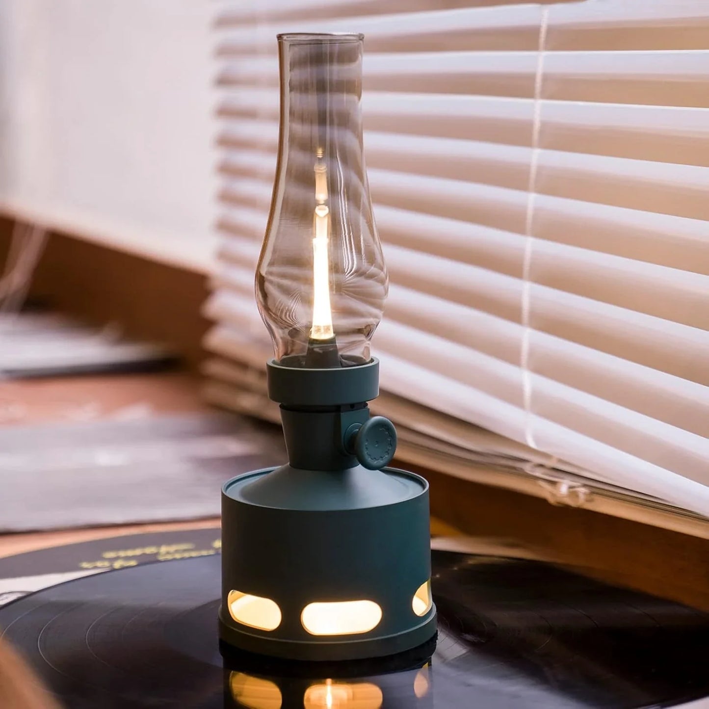 Lanterne Vintage LED Rechargeable avec Souffle Extincteur