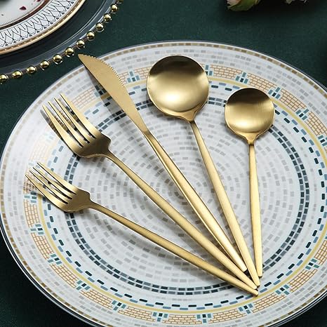 Set de couverts minimaliste - Élégance et Simplicité pour Votre Table