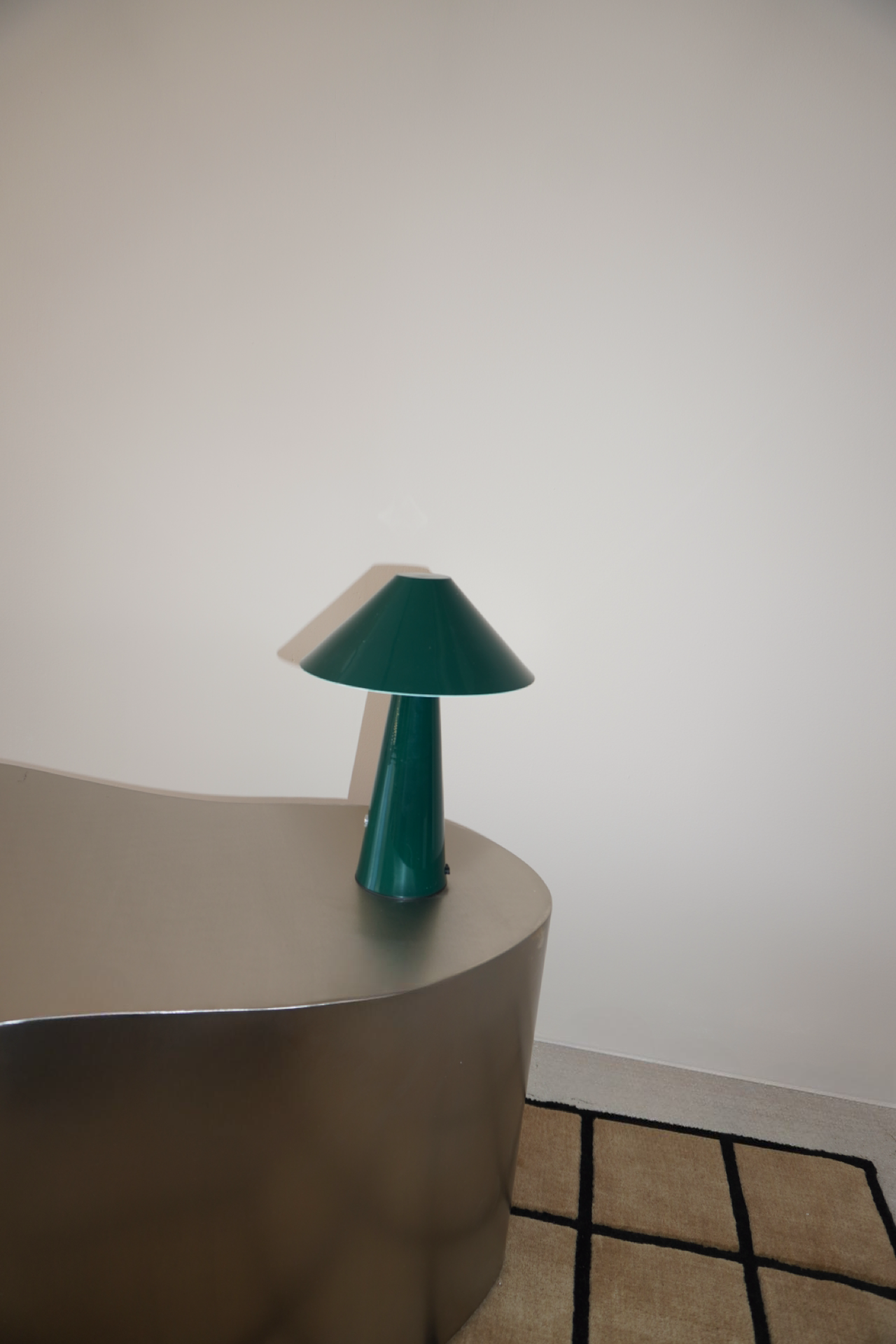 Lampe Sans Fil Marké, Métal Rechargeable, Portable
