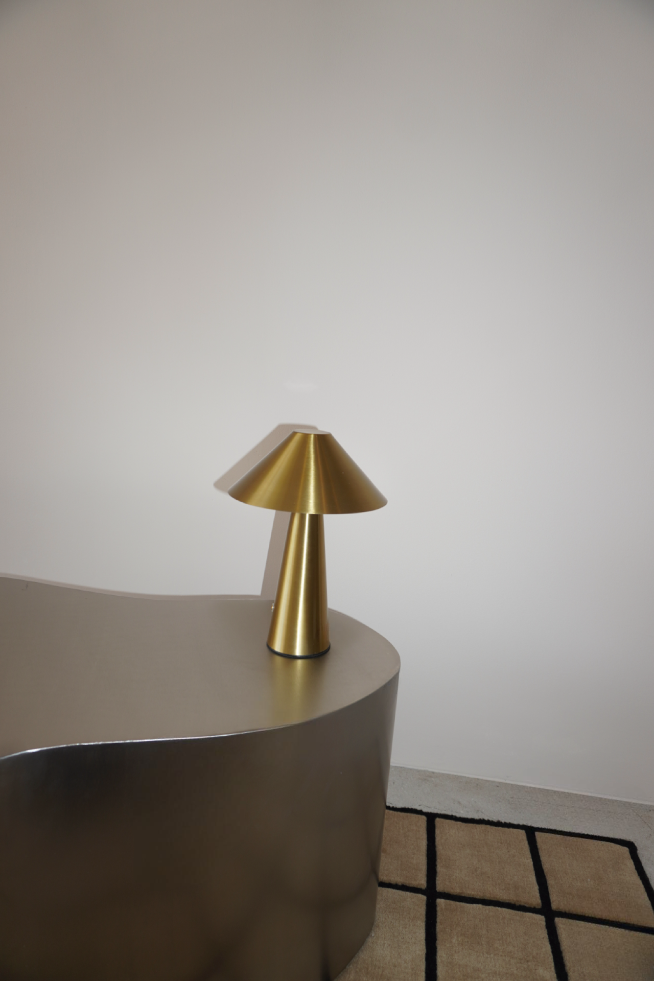 Lampe Sans Fil Marké, Métal Rechargeable, Portable