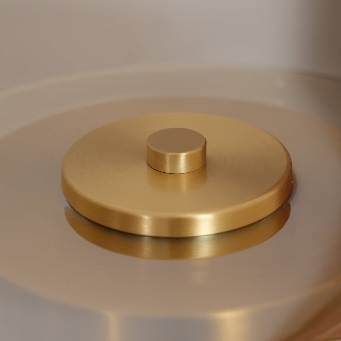 Lampe de Table LED en Verre et Bois – Design Andi