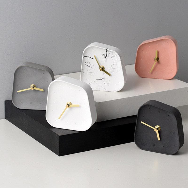 Horloge de Bureau en Ciment Silencieuse – Design Rétro Minimaliste avec Aiguilles Dorées