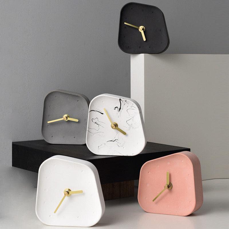 Horloge de Bureau en Ciment Silencieuse – Design Rétro Minimaliste avec Aiguilles Dorées