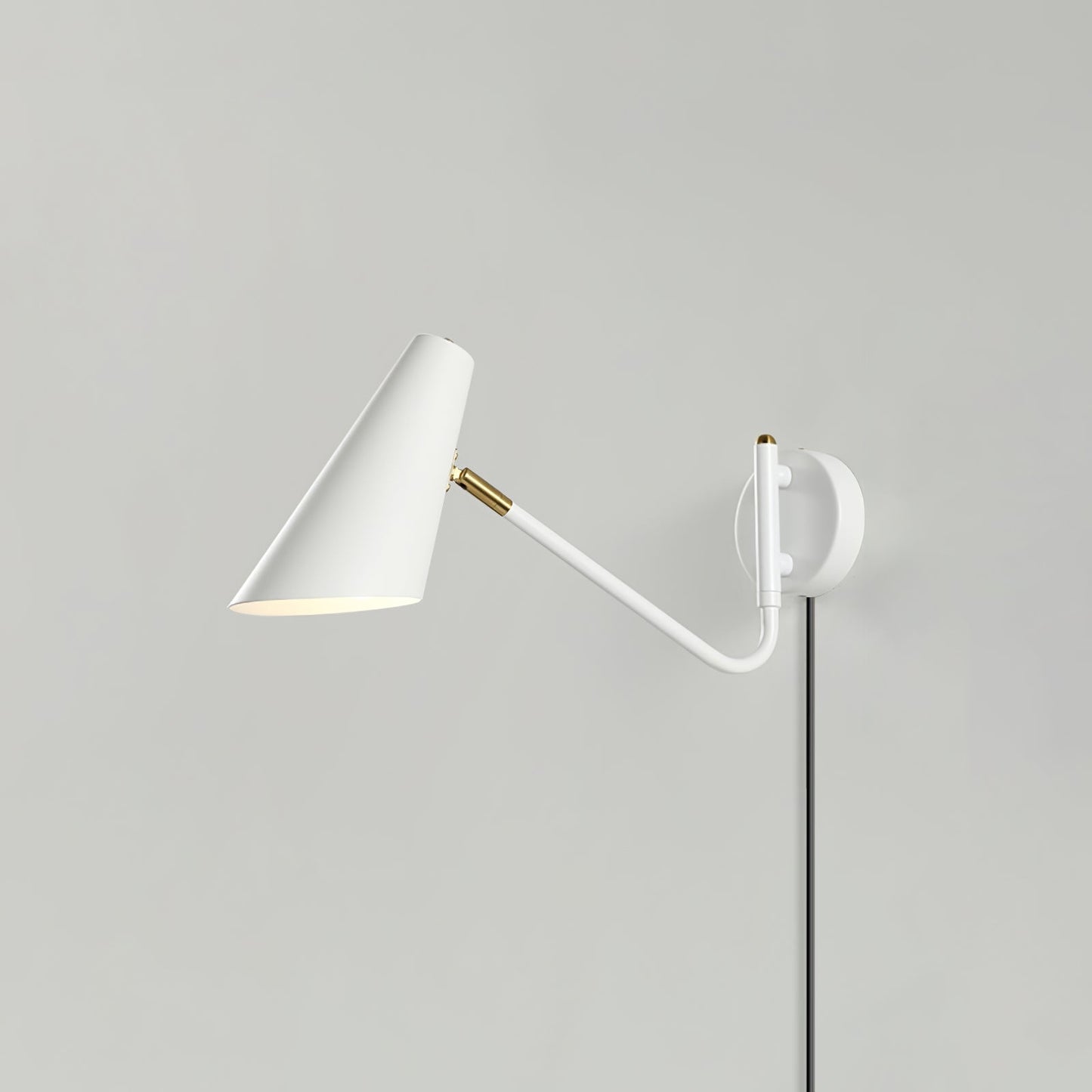 Applique Apex Murale à Brancher, Orientable, Noire ou Blanche