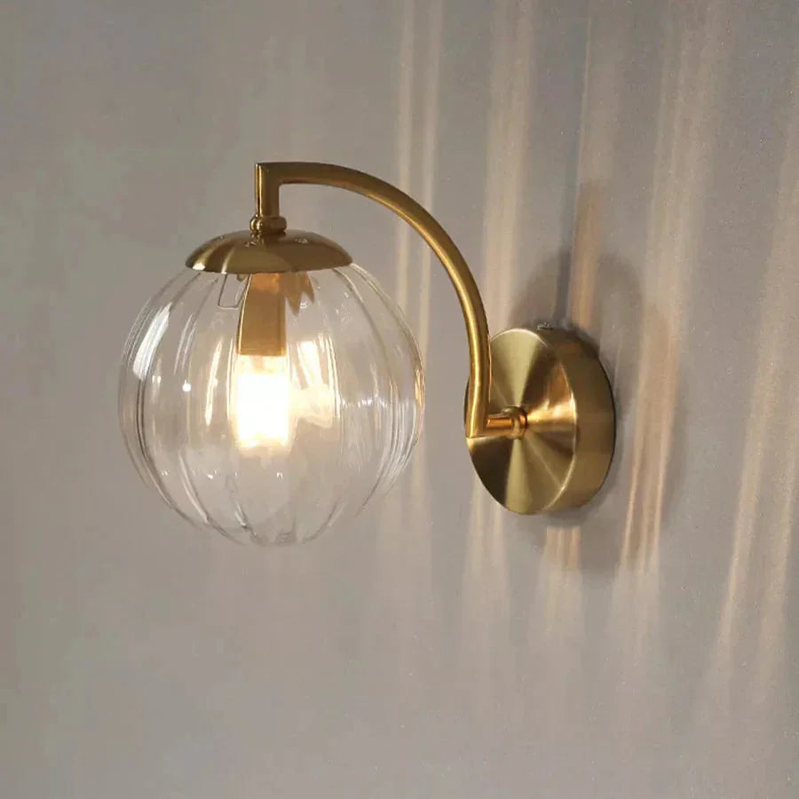 Applique Murale LED Verre Rond avec Bras Doré Courbé