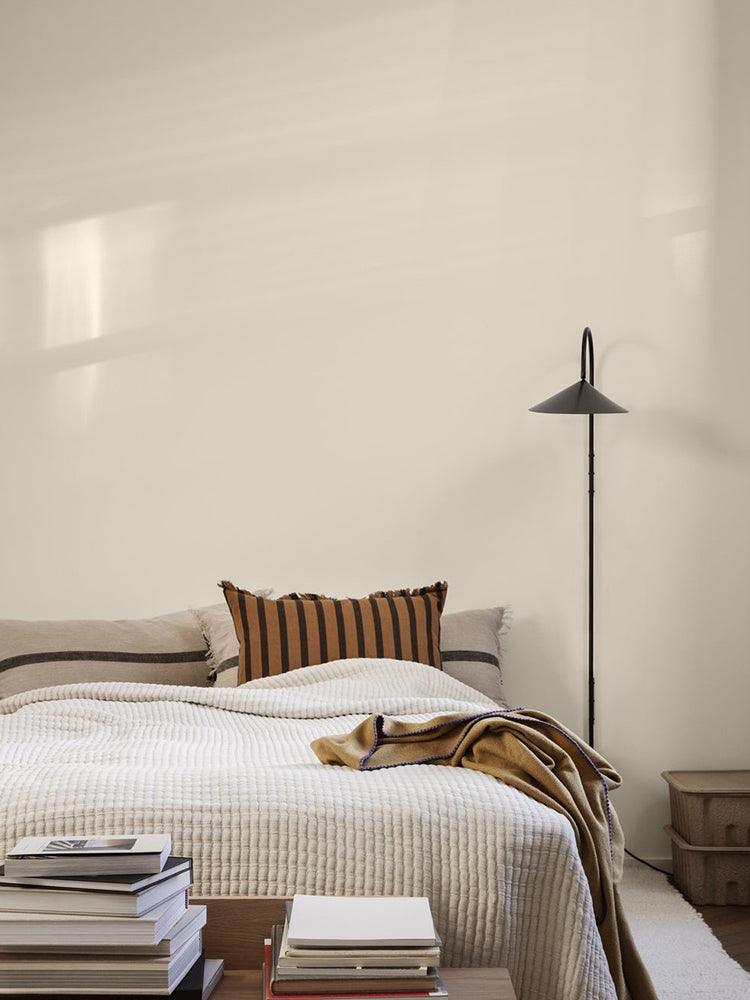 Applique Murale Arum – Design Élancé et Moderne pour Éclairage d’Ambiance Élégant