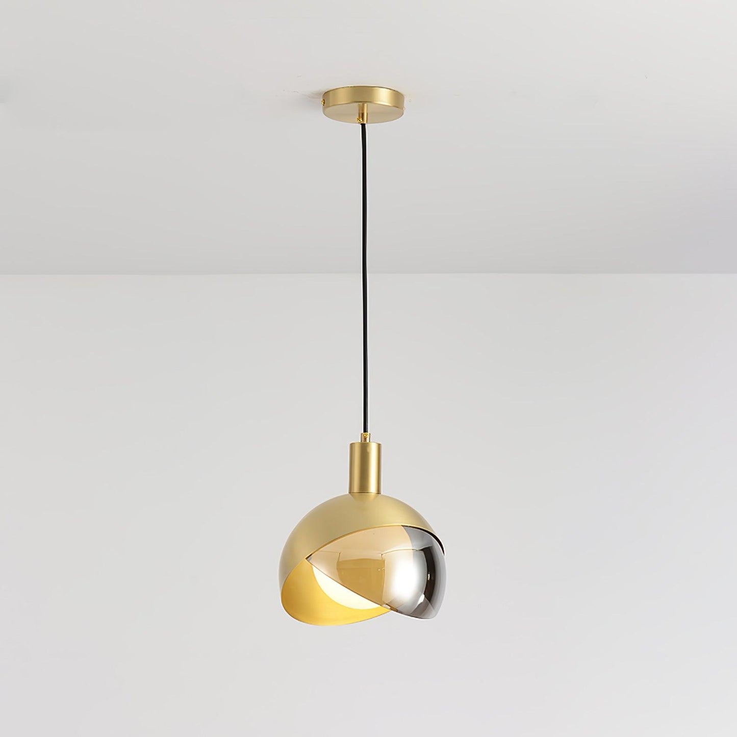 Suspension Métallique Moderne Blonche – Hauteur Réglable