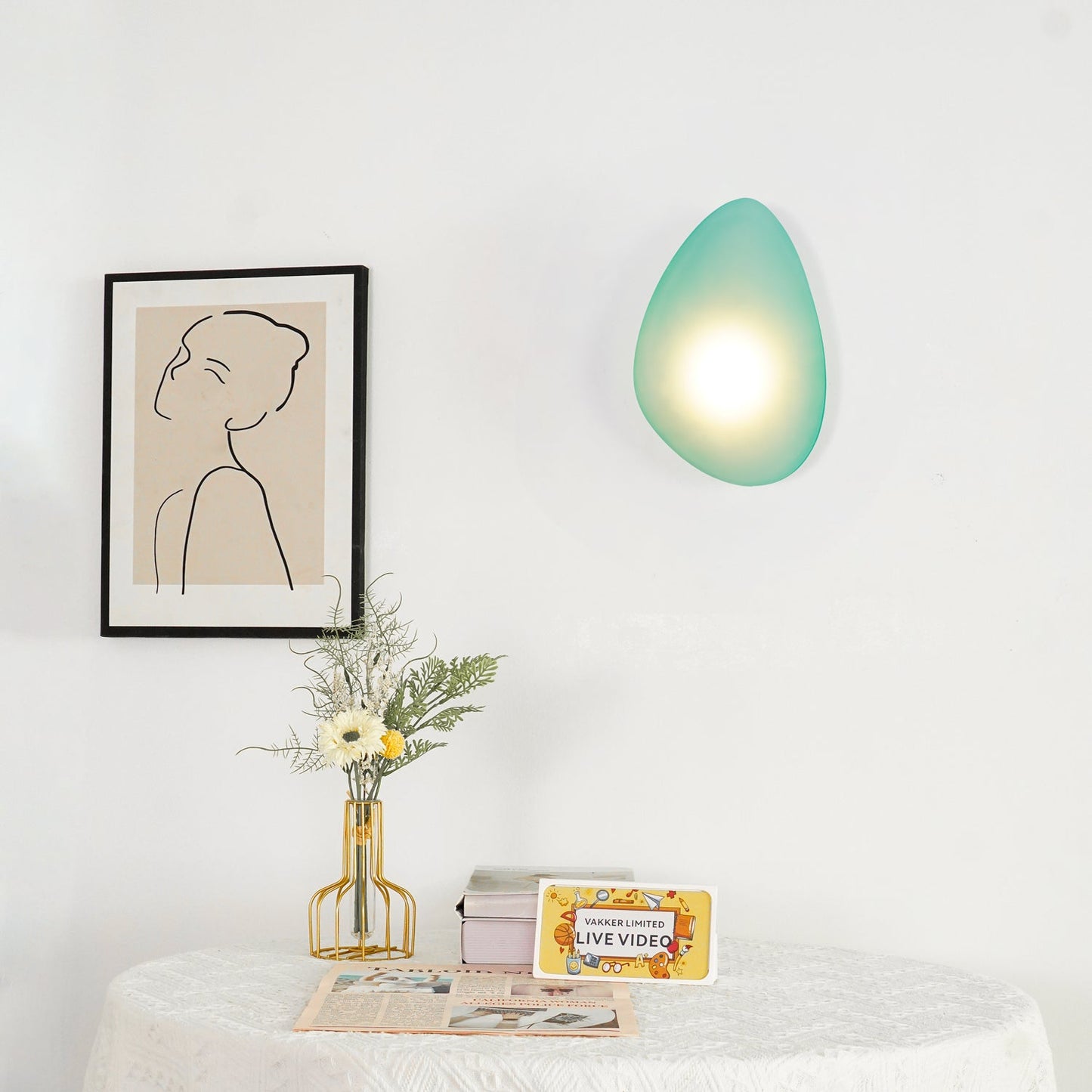 Applique Murale en Verre Soufflé – Style Pierre Sculptée