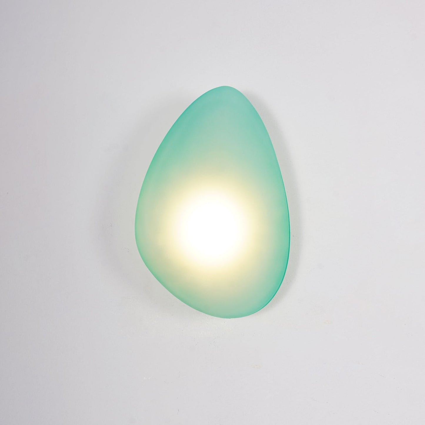 Applique Murale en Verre Soufflé – Style Pierre Sculptée