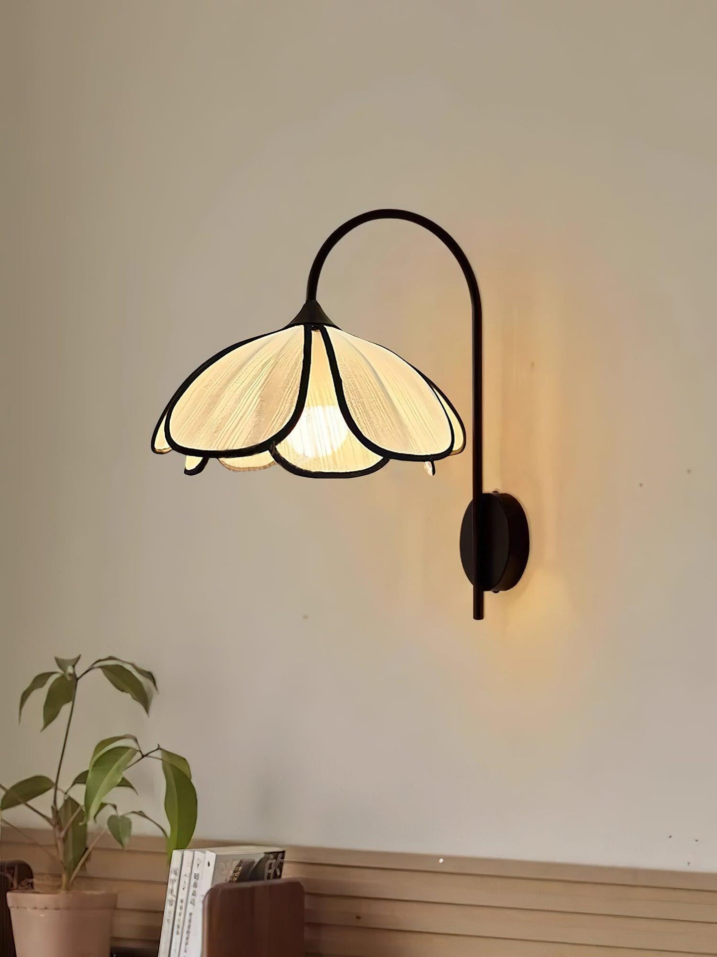 Applique Murale Fleur Japonaise en Fibre Naturelle