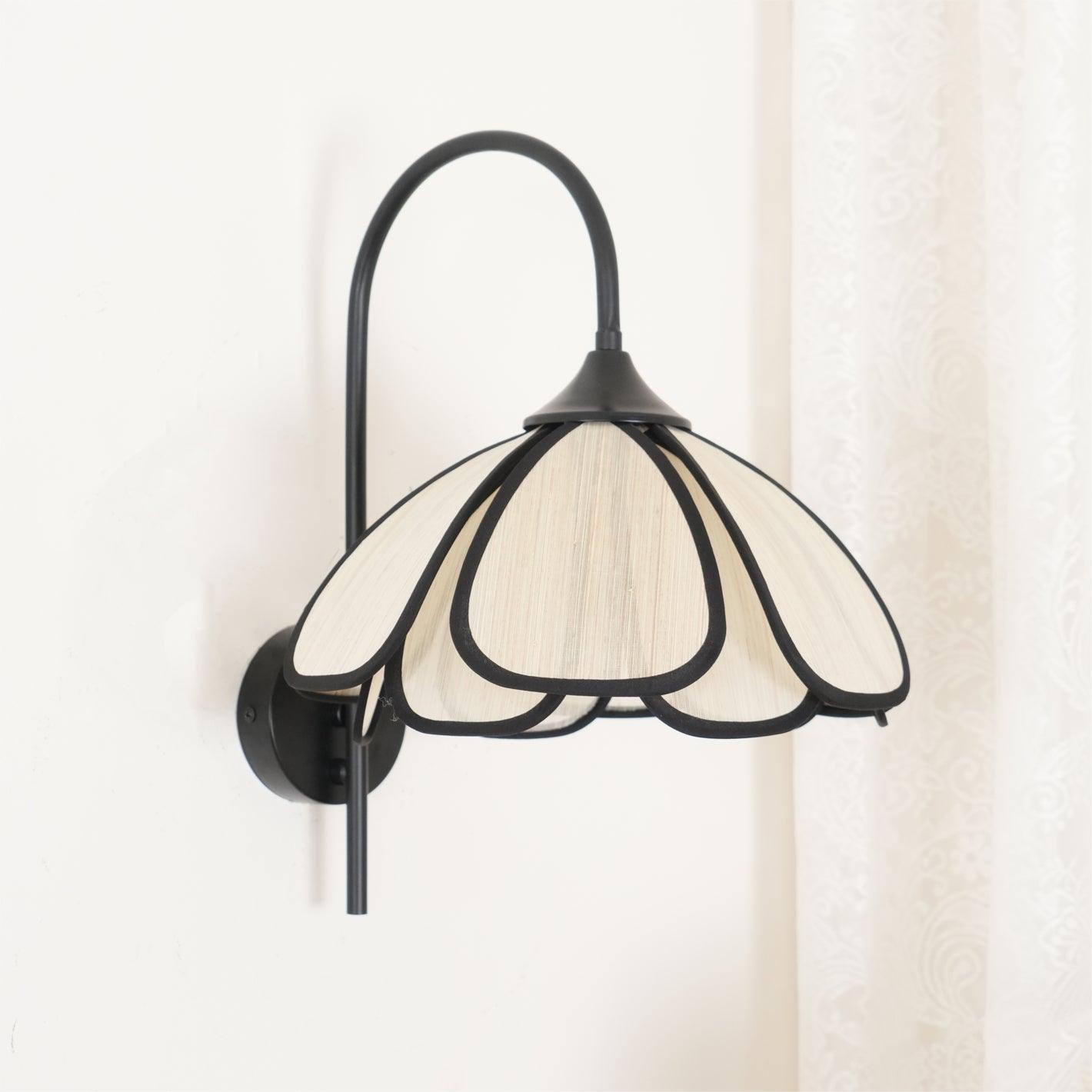 Applique Murale Fleur Japonaise en Fibre Naturelle