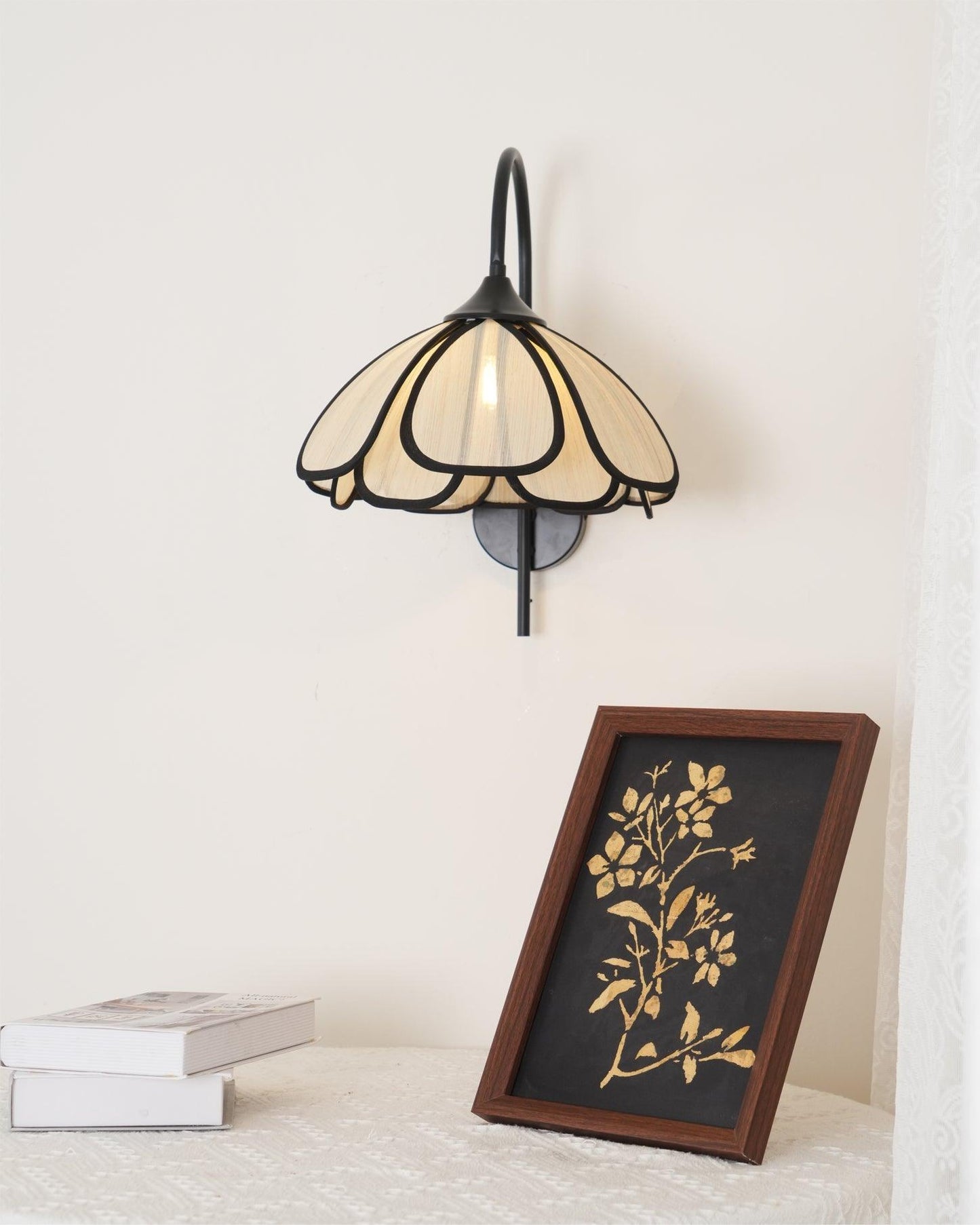 Applique Murale Fleur Japonaise en Fibre Naturelle