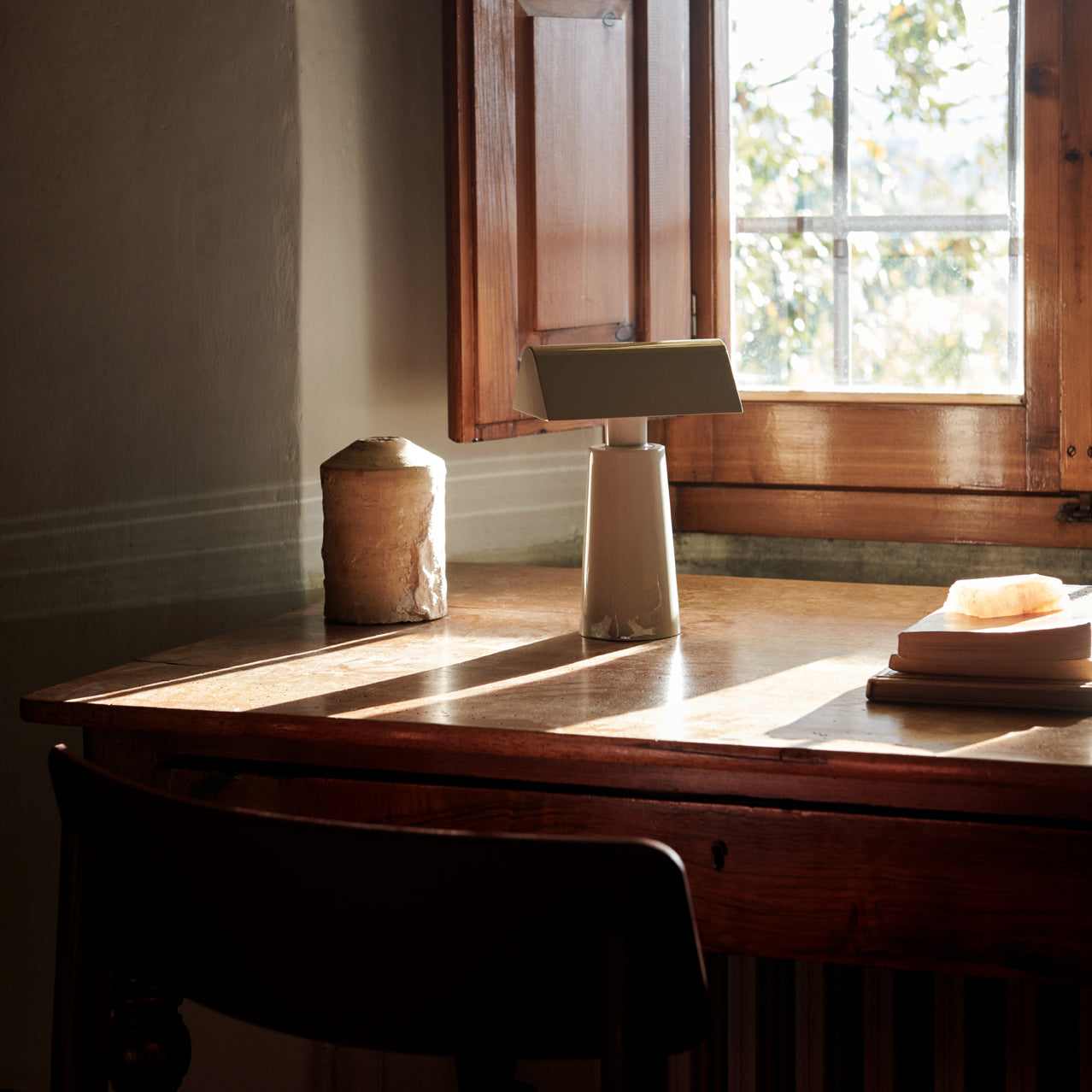 Lampe de Table Caret LED Métal Rechargeable