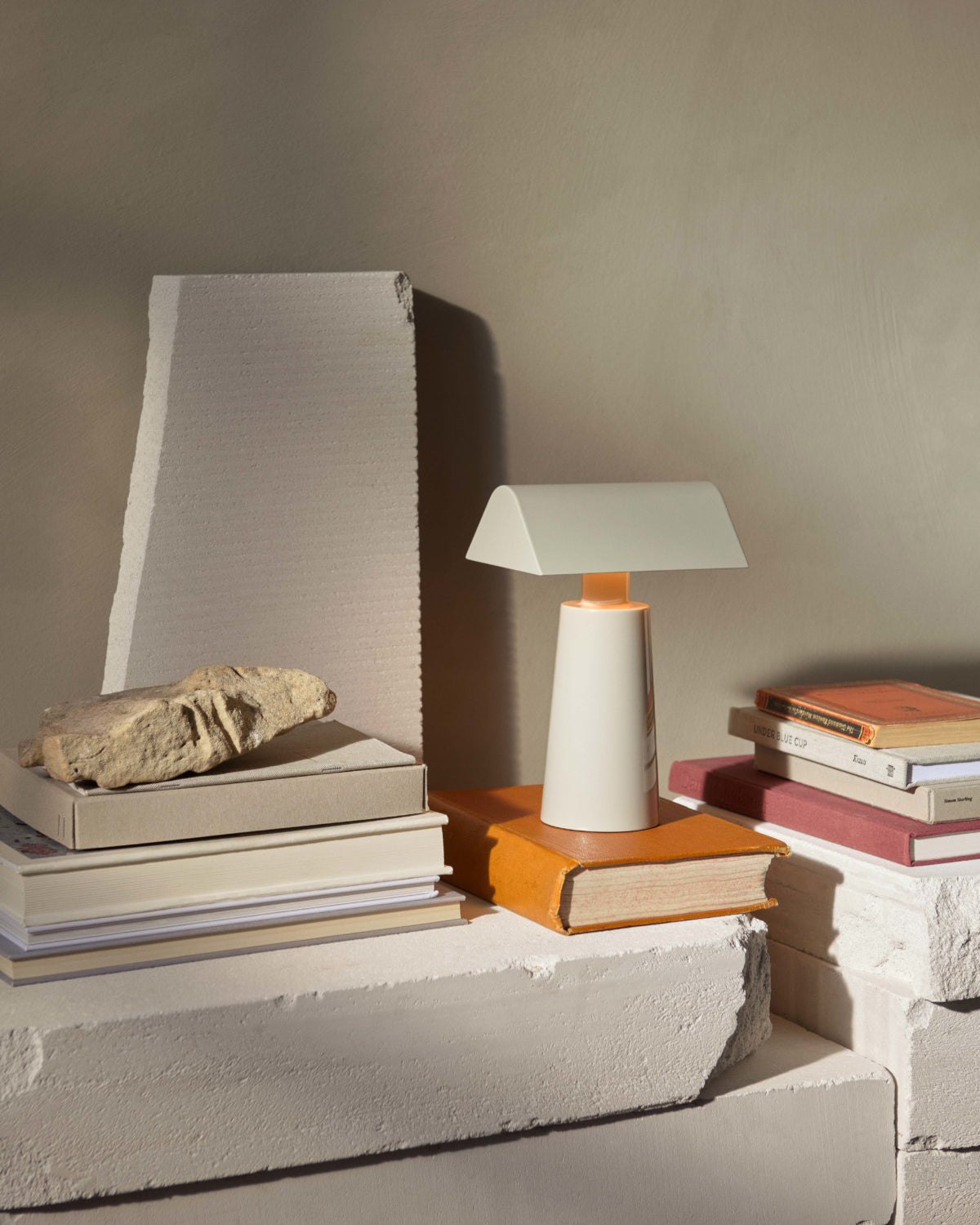 Lampe de Table Caret LED Métal Rechargeable