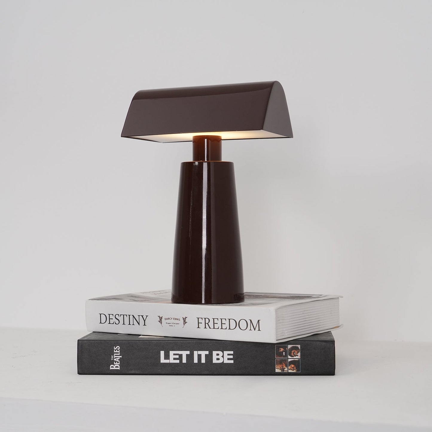 Lampe de Table Caret LED Métal Rechargeable