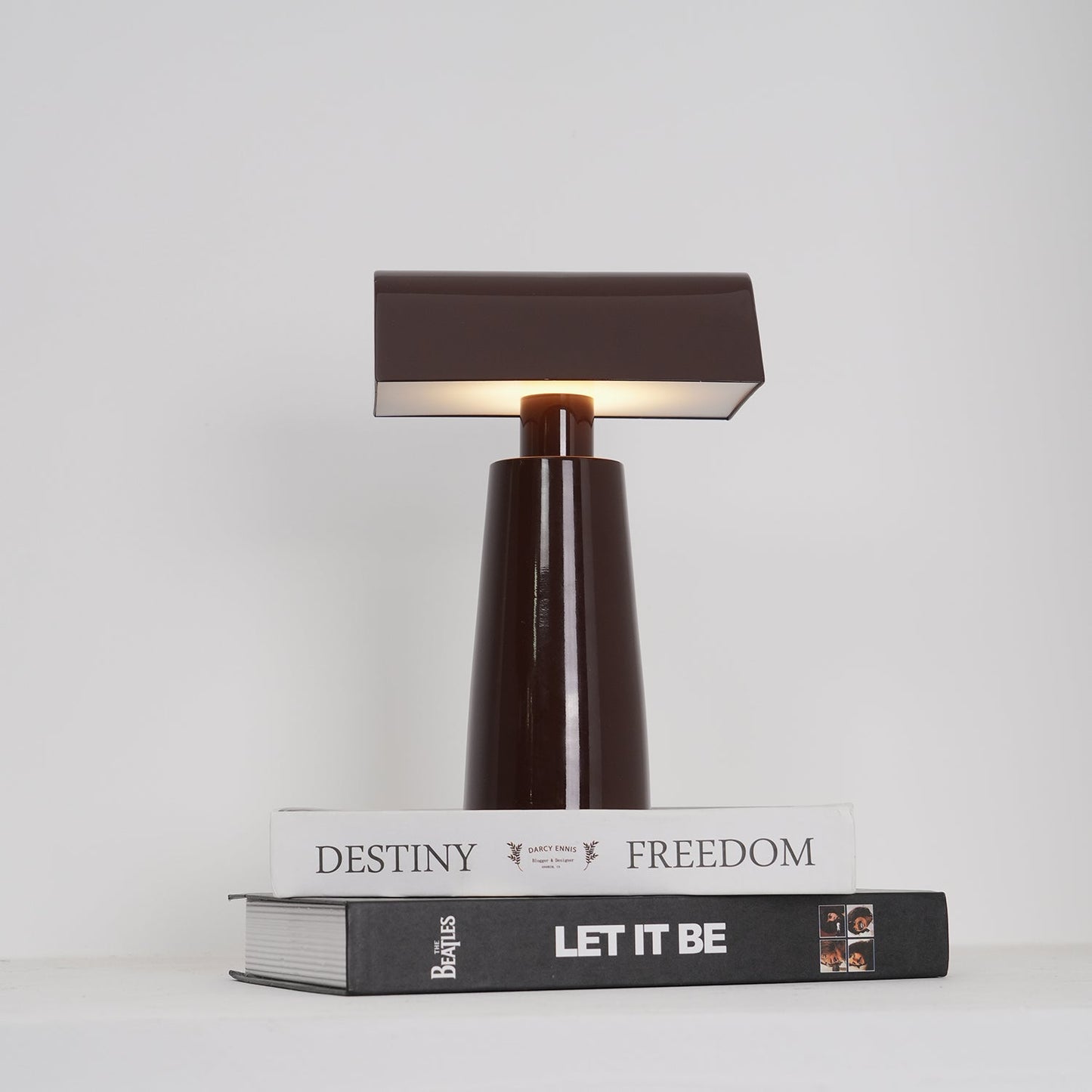 Lampe de Table Caret LED Métal Rechargeable