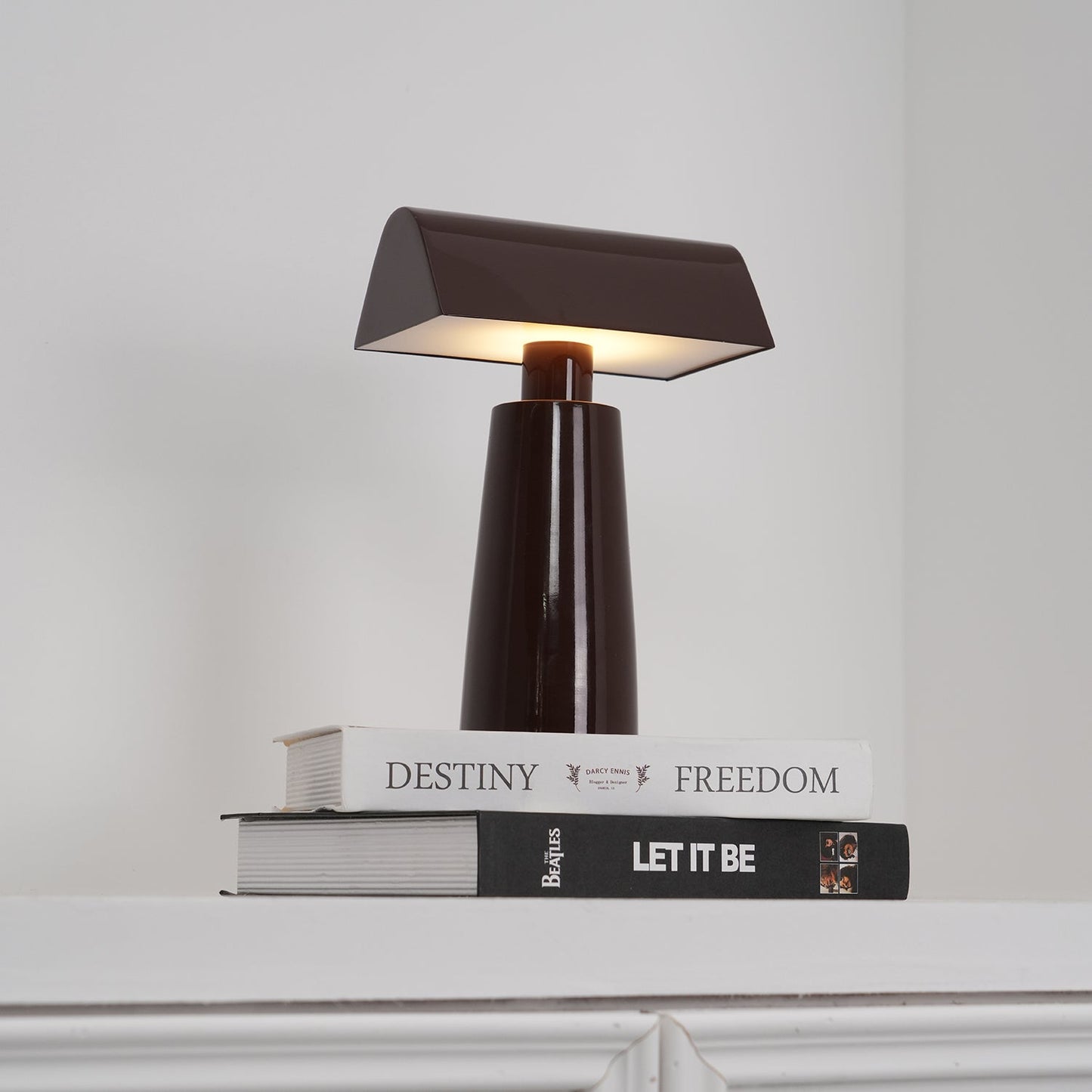 Lampe de Table Caret LED Métal Rechargeable