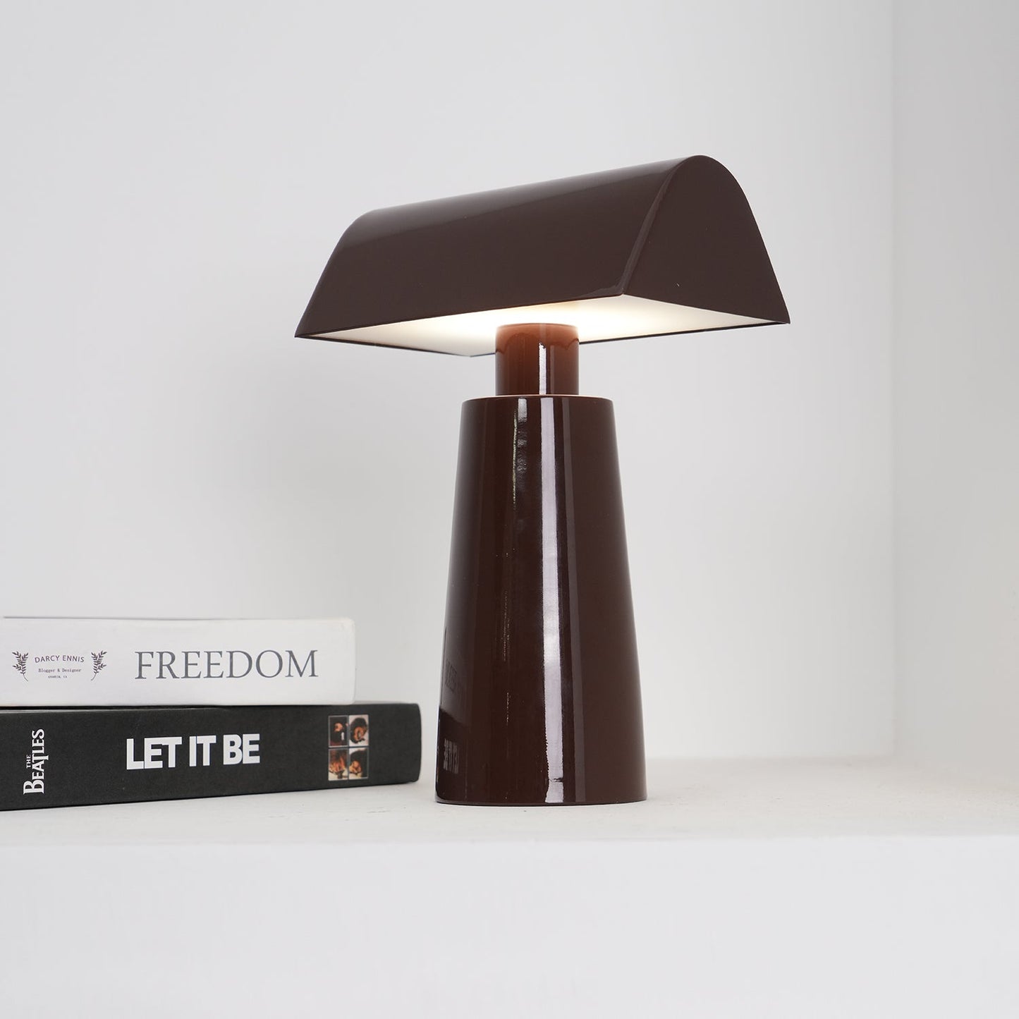 Lampe de Table Caret LED Métal Rechargeable