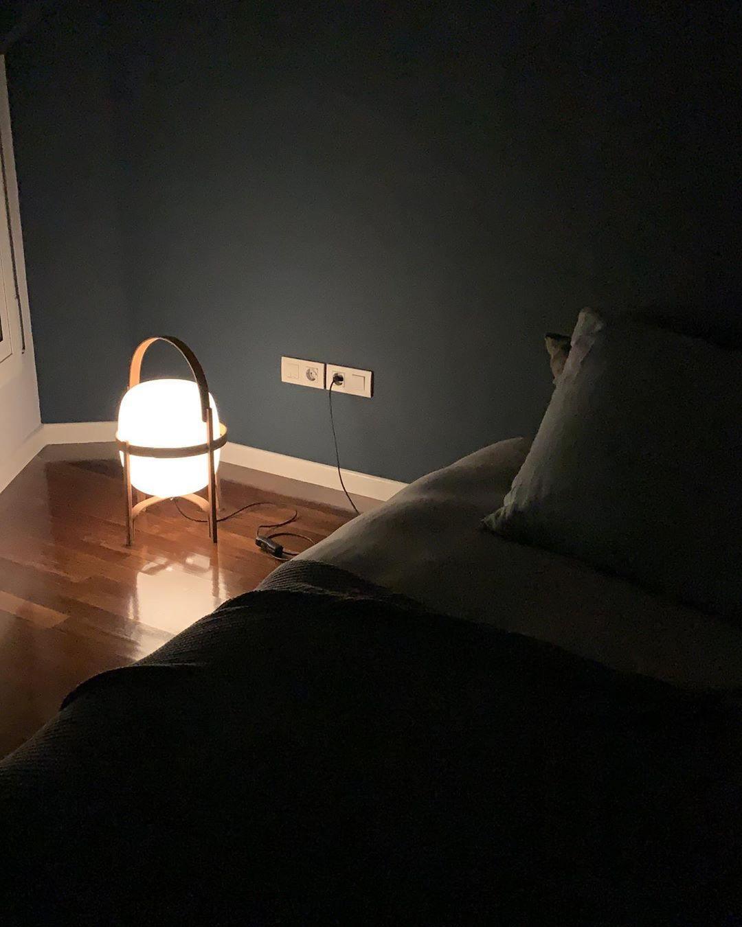 Lampe Nomade en Verre et Bois, Style Lanterne