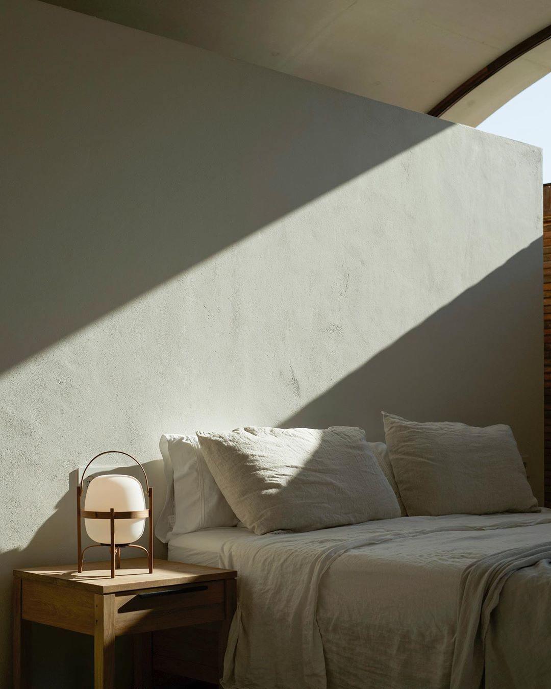 Lampe Nomade en Verre et Bois, Style Lanterne