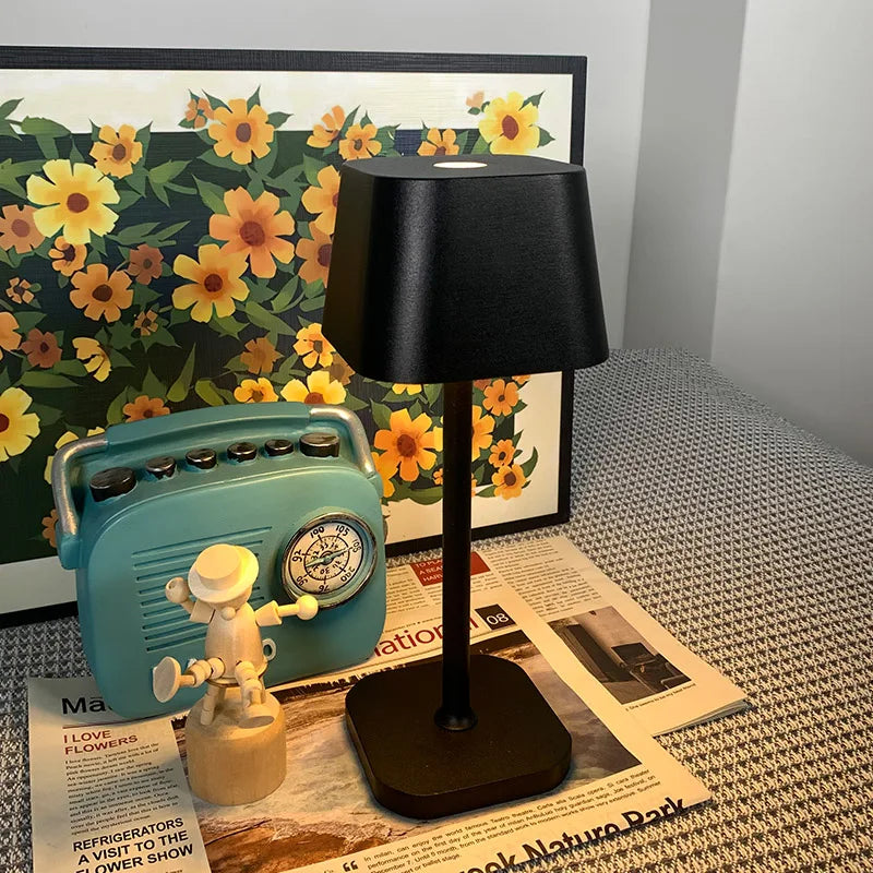 Lampe LED de Table Sans Fil Aluminium – Tactile et Rechargeable