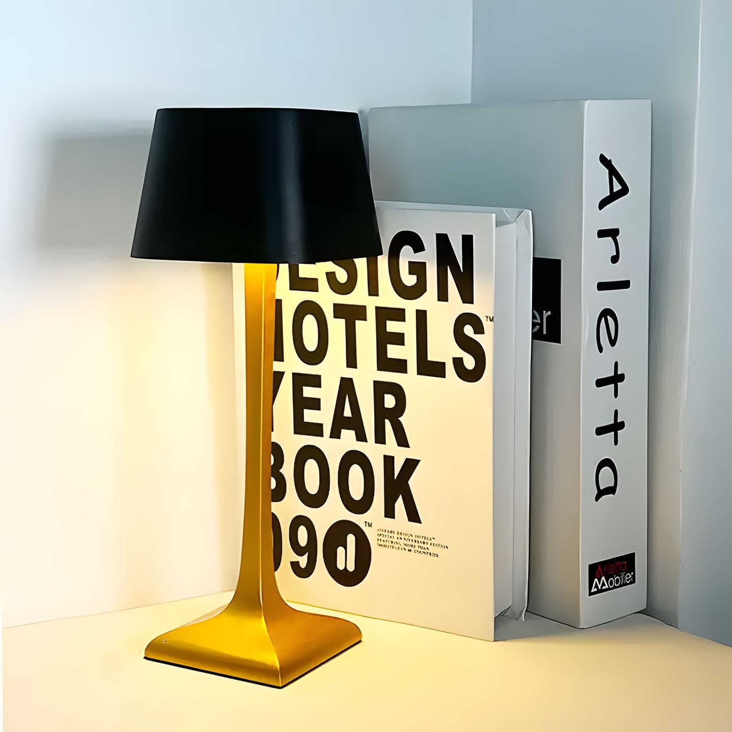 Lampe de Table Sans Fil Élégante – Éclairage Tactile et Design Moderne