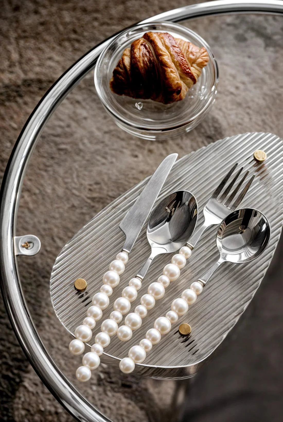 Couverts Perle Élégance – Design Luxueux et Unique