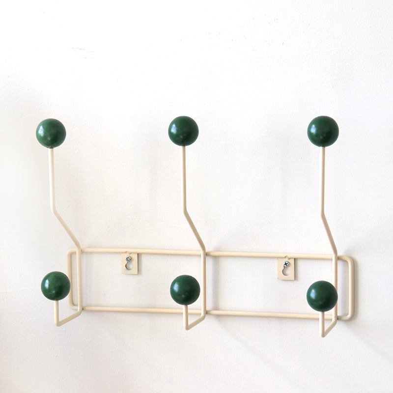 Patère Murale Design Vintage avec Crochets Boules – Métal Crème et Boutons Émaillés